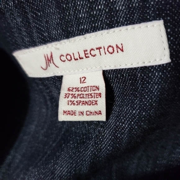 JM Collection | 12 denim jacket brass tone metal studs ruched zipper fro… - Picture 8 of 10